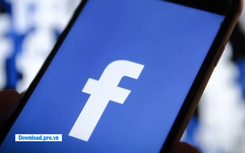 Nguyên nhân Facebook tự theo dõi người khác?